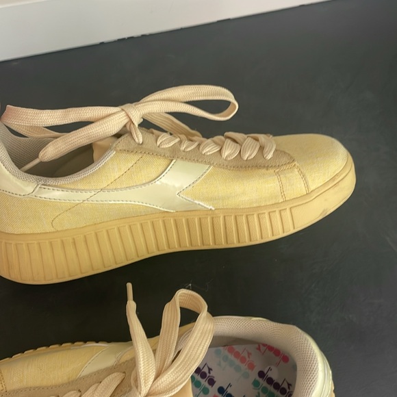 DIADORA Women's Yellow Lace Up Sneakers Size 8.5 - Picture 8 of 11